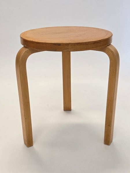 Artek 60 stool