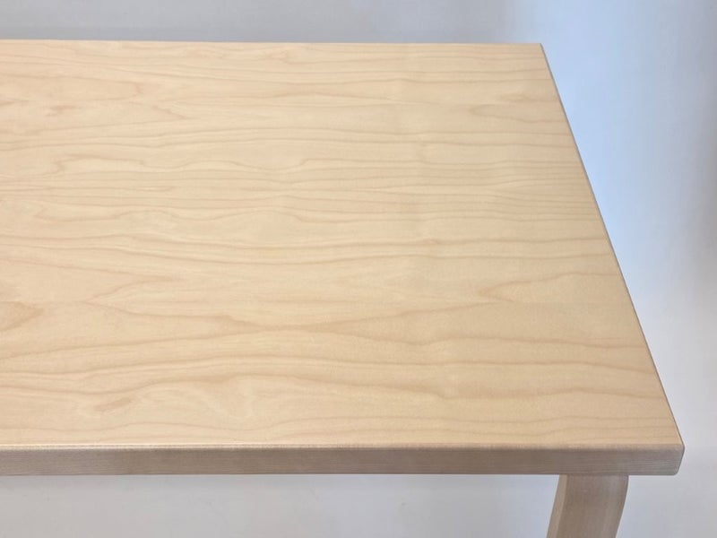 Artek 81B table