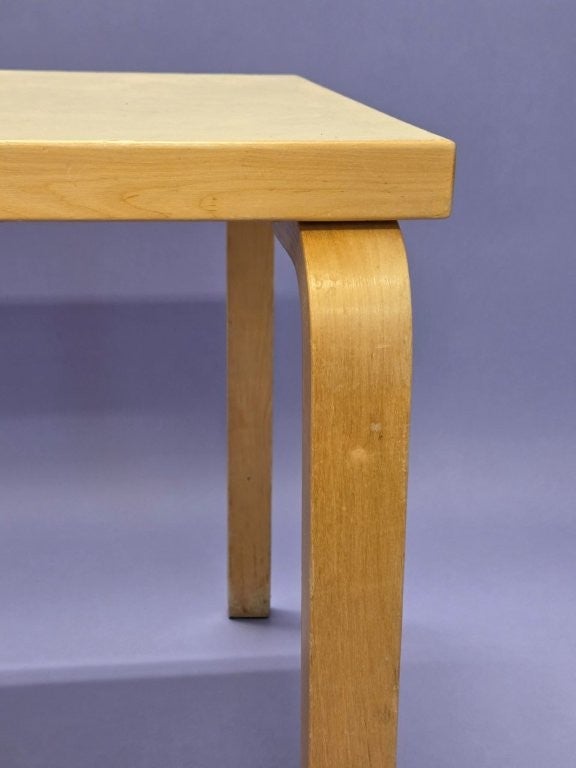 Alvar Aalto table | Desinkki